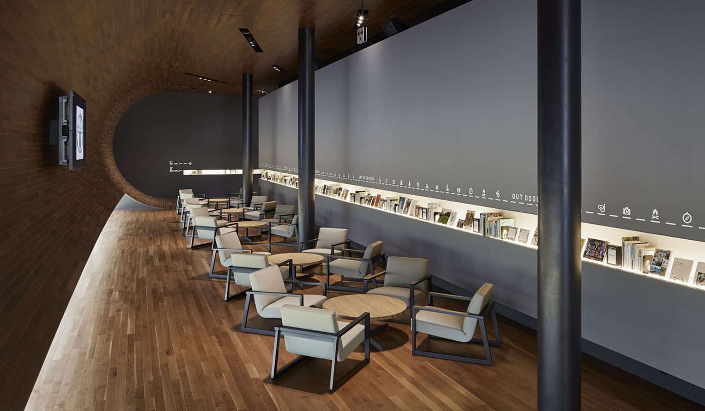 Marcelo Fornasarig Comfort Lounge Chair 4