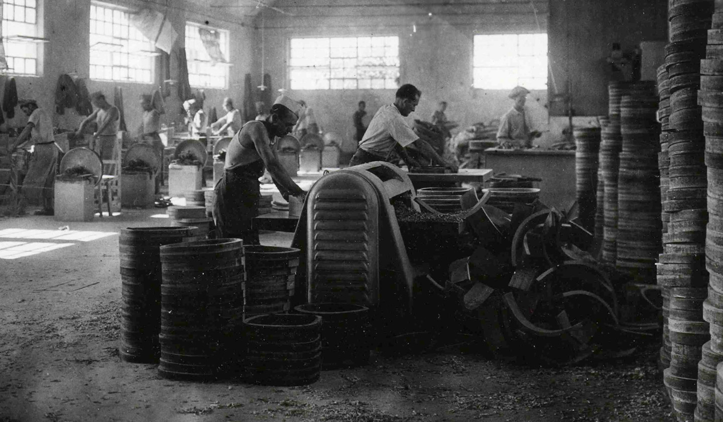 Company Fornasarig Story Since 1878 Wood Craftsmanship Innovation 1